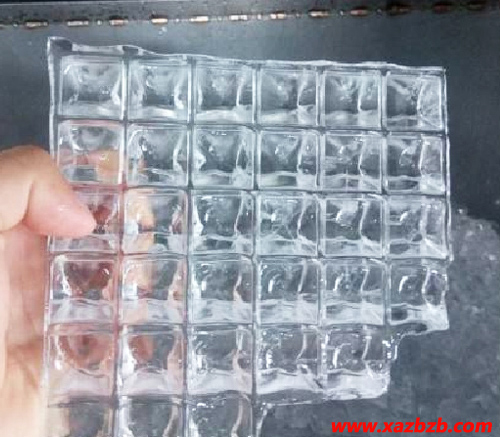 西安蜜桃视频在线观看免费观看冰块.jpg